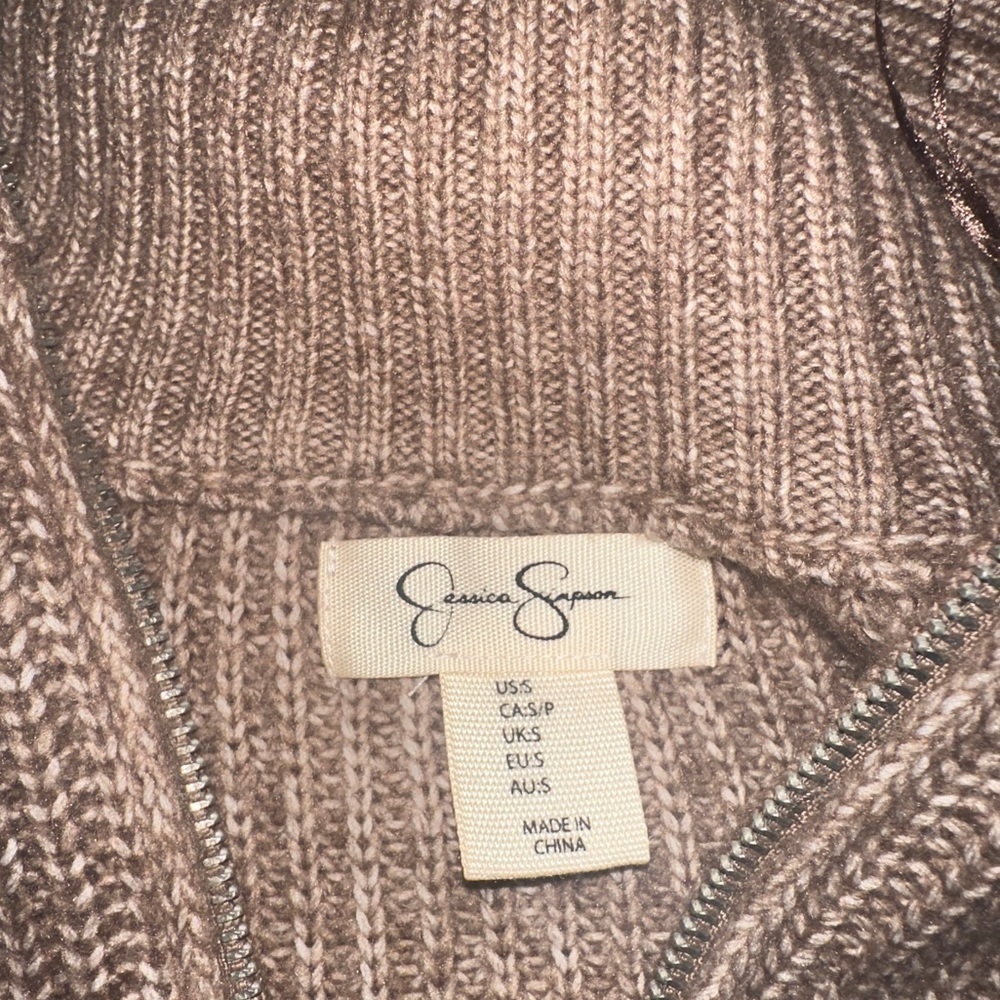 Jessica Simpson Sweater - Picture 2 of 2